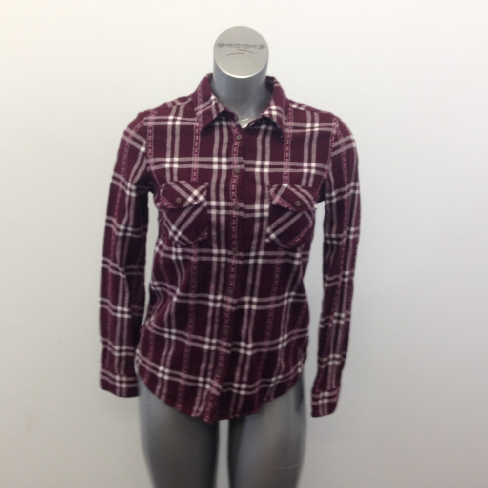 Garage Shirt  Women's Small Classic Fit  Shirt